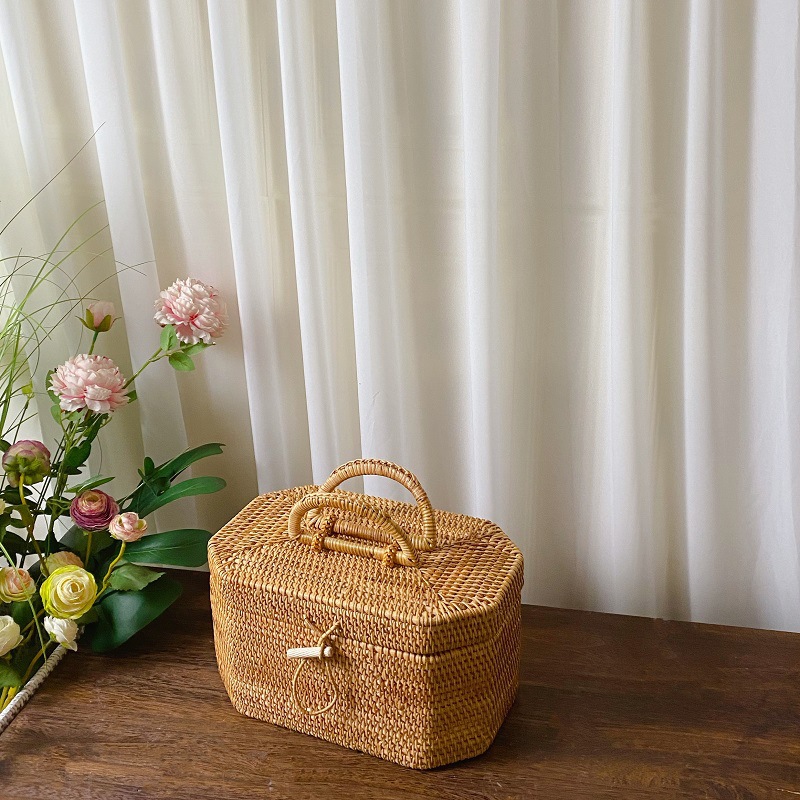 المطبخ المنسوجة يدويا الروطان  - مراجعة Bread Box Bamboo وسعره