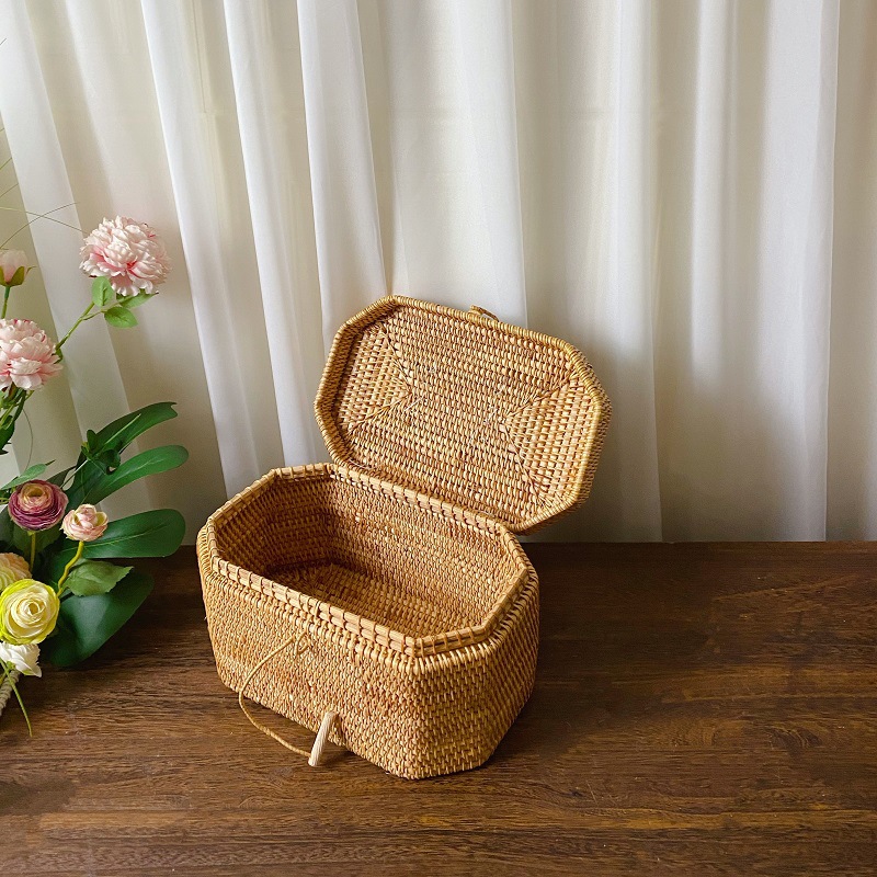 المطبخ المنسوجة يدويا الروطان  - مراجعة Bread Box Bamboo وسعره